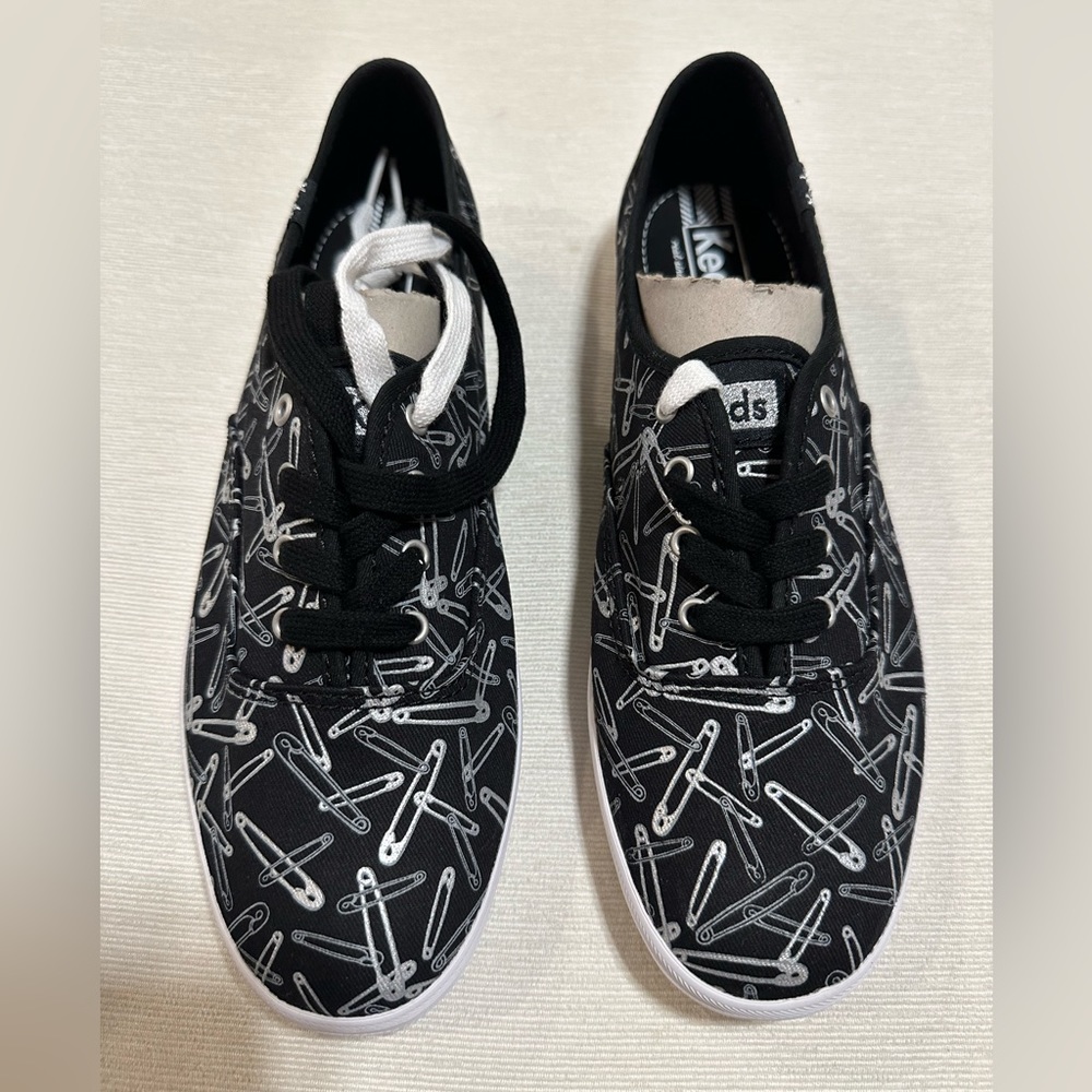 Keds Champion Pins Womens Shoes Size 8.5